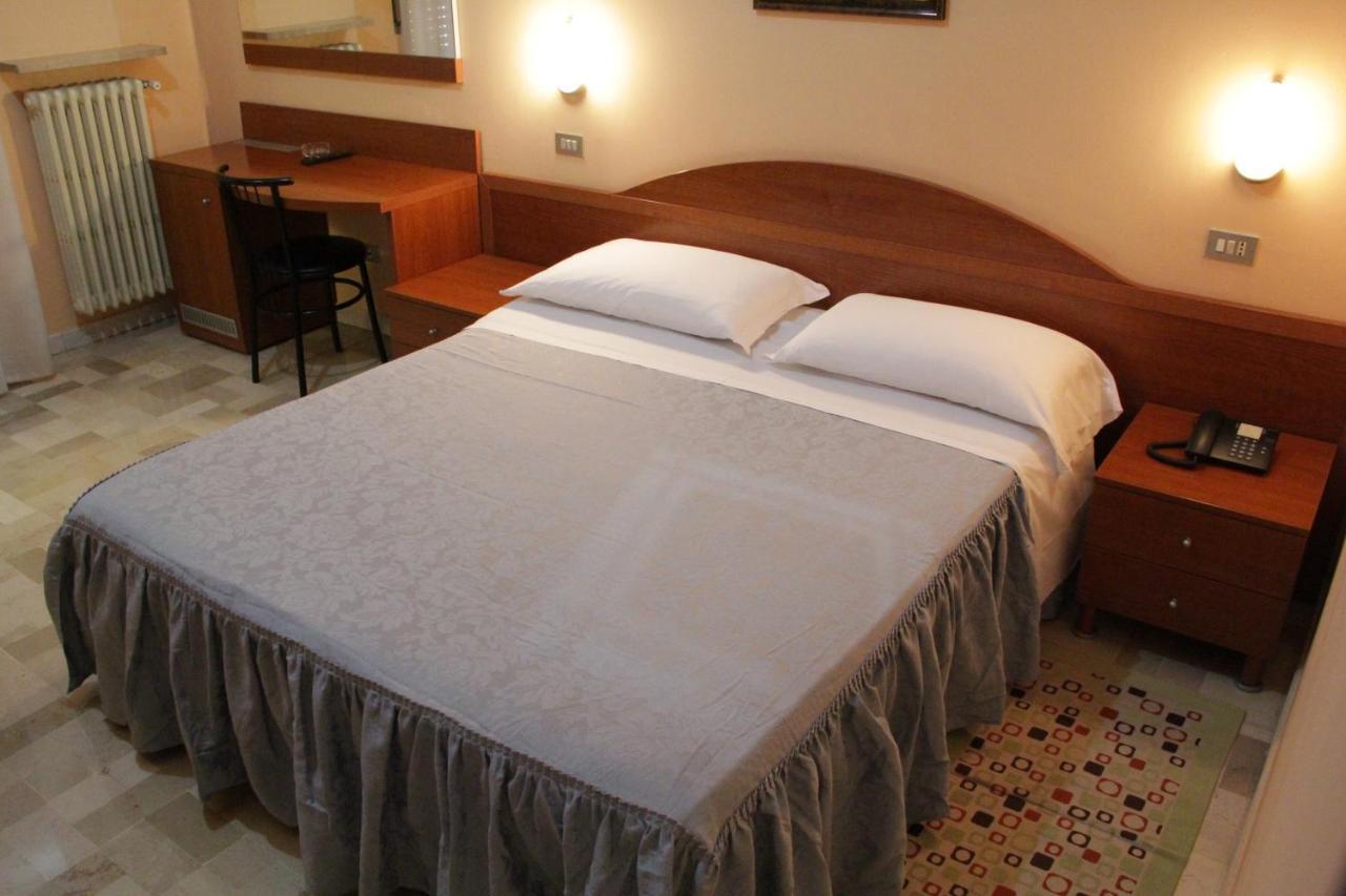 Hotel Capri Milano Ngoại thất bức ảnh